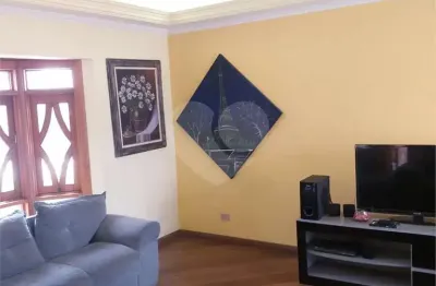 Casa  à venda com 4 quartos, sendo 3 suítes,  no condomínio arujá 5, arujá - sp