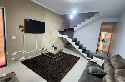 Casa à venda com 3 quartos, sendo 3 suítes,  em jardim presidente dutra, guarulhos - sp