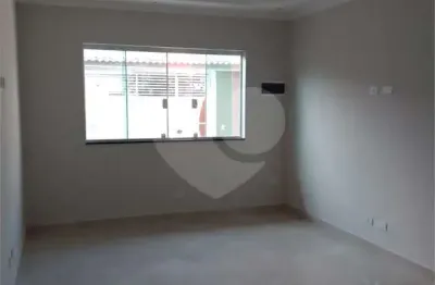 Casa à venda com 3 quartos, sendo 1 suíte,  em vila renata, guarulhos - sp