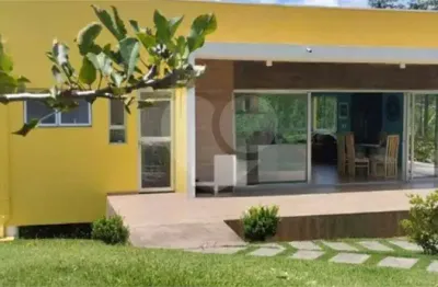 Casa  à venda com 3 quartos, sendo 1 suíte,  no condomínio residencial villagio monte verde, guararema - sp