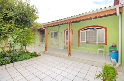 Casa à venda com 3 quartos, sendo 1 suíte,  em estância balneária belmira novaes, peruíbe - sp