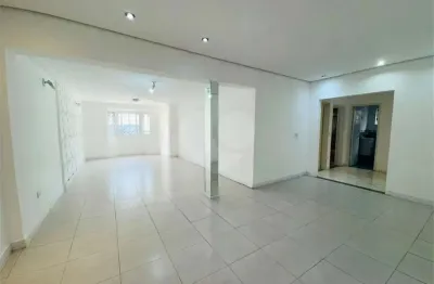 Casa à venda ou para alugar com 3 quartos, sendo 1 suíte,  em Vila Galvão, Guarulhos, SP