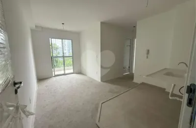 Apartamento à venda com 2 quartos, sendo 1 suíte,  no condomínio Gran Vitta, Guarulhos - SP