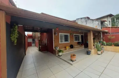 Caputera - excelente casa de 3 dormitórios (região central)