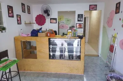 Casa comercial com 4 salas à venda no Centro, Caraguatatuba 