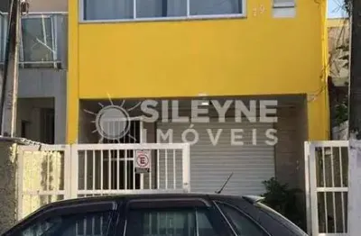 Casa comercial com 4 salas à venda no Centro, Caraguatatuba 