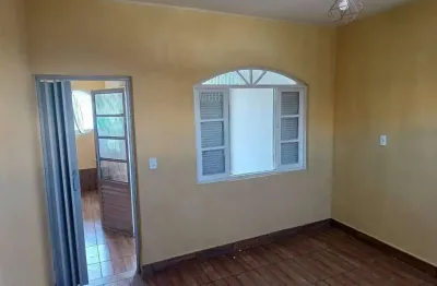 Casa com 2 quartos para alugar no Poiares, Caraguatatuba 