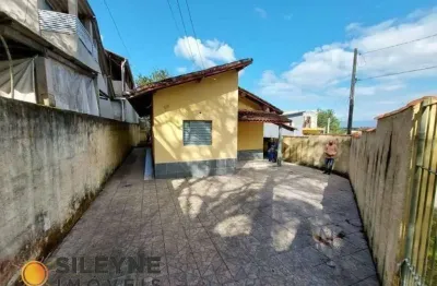 Casa com 2 quartos para alugar no Jardim Itaúna, Caraguatatuba 