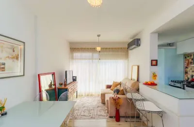 Apartamento com 2 quartos à venda na Rua Bezerra de Menezes, Passo da Areia, Porto Alegre