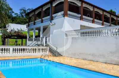 Belíssima casa de campo com vista panorâmica à venda no condomínio cachoeiras do imaratá em itatiba