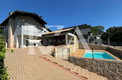 Residencial dos lagos- venda/locação- com 330m² de área construída- piscina privativa- condomínio com lazer- quadra de beach tênis e lagos para pesca.