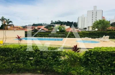 Apartamento com 2 Dormitórios e Varanda em Localização Privilegiada para Locação