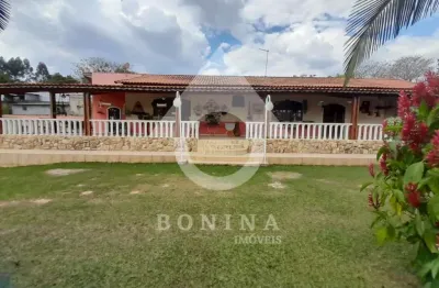 Chácara com 4 suítes salão de festas bairro da mina
