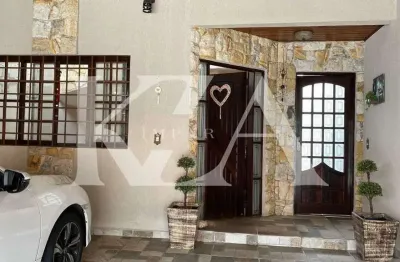 Casa à venda  com 2 dorms 1 suíte quintal e área gourmet no bairro horto santo antônio em jundiaí.