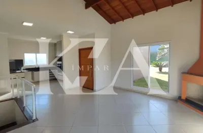 Linda casa em condomínio à venda em Jundiaí-SP, bairro Medeiros! 3 quartos, 1 suíte, 2 salas, 2 banheiros, 4 vagas, 311,00 m².