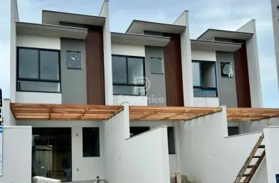 Casa com 3 quartos à venda na Rua Rio Branco, 614, Balneário Enseada, São Francisco do Sul