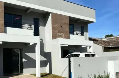 Casa com 2 quartos à venda na Rua Grécia, Sandra Regina, São Francisco do Sul