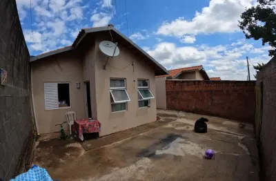 Casa para Venda em Limeira, Geada, 2 dormitórios, 1 banheiro, 3 vagas