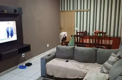 Casa para Venda em Limeira, Boa Vista, 4 dormitórios, 1 suíte, 1 banheiro, 1 vaga