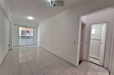 Apartamento para locação na ocian - 2 dormitórios, sacada e lazer.