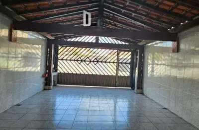 Casa á venda na vila mirim - 3 dorm lado praia por $460.000,00 mil