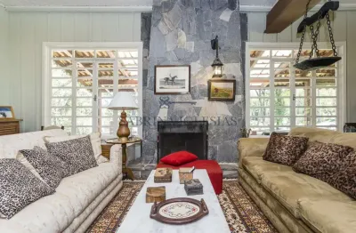 Chácara / sítio com 4 quartos à venda na rua comendador orlando ceccon, 127, ribeirão das onças, colombo, 200 m2 por r$ 2.490.000
