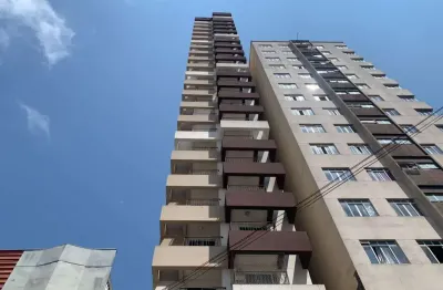Apartamento com 1 quarto para alugar na rua desembargador ermelino de leão, 181, centro, curitiba, 36 m2 por r$ 2.200