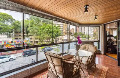 Apartamento com 4 quartos à venda na Avenida Cândido Hartmann, 108, Bigorrilho, Curitiba, 273 m2 por R$ 1.830.000