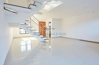 Casa em condomínio fechado com 3 quartos à venda na rua emanoel voluz, 1301, pinheirinho, curitiba, 129 m2 por r$ 850.000