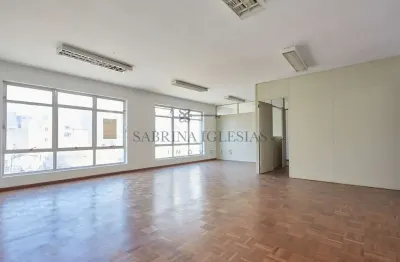 Sala comercial para alugar na Praça Generoso Marques, 27, Centro, Curitiba, 133 m2 por R$ 2.500
