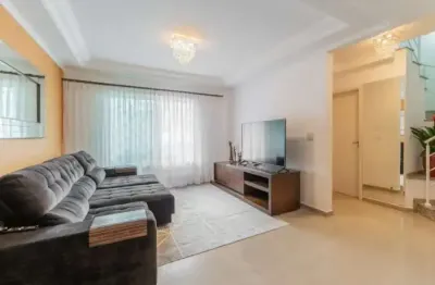 Casa com 4 quartos à venda na rua emílio de almeida torres, 190, campina do siqueira, curitiba, 242 m2 por r$ 1.100.000