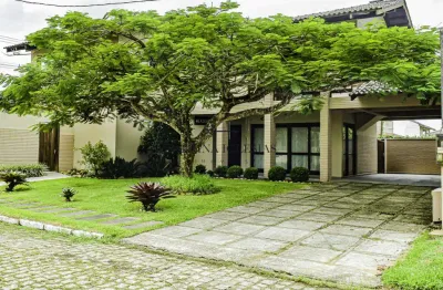 Casa com 5 quartos à venda na venezuela, 136, atami, pontal do paraná, 301 m2 por r$ 1.980.000