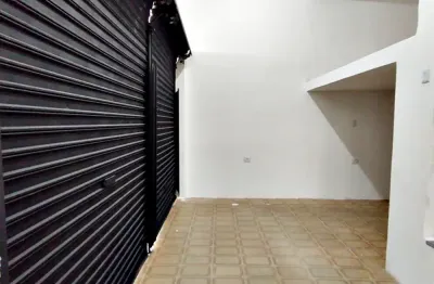 Vendo  ou permuta  ponto comercial com casa integrada centro