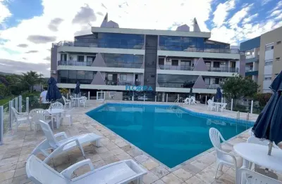 Apartamento 4 dormitórios em Condomínio com Piscina Frente Mar