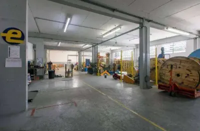Galpão para alugar, 3353 m² por R$ 92.672,00/mês - Taboão - Diadema/SP