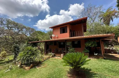 Sítio em condomínio fechado com área de 7.000m² em mateus leme - mg