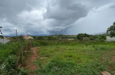 Lote com excelente localização no planalto em mateus leme/ mg