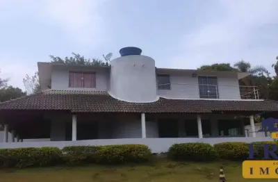Chácara araçoiaba da serra c/ 500 m² / 05 quartos sendo 02 suítes / 10 vaga