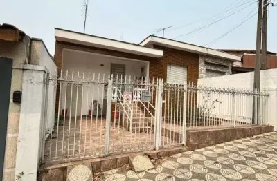 Casa comercial com 2 salas, 2 vagas, 120m² na santa rosalia