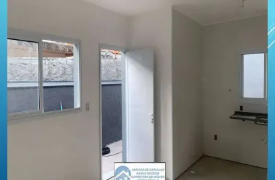 Casa em via pública  com 2 dormitórios (1 com suíte )- santana do parnaiba
