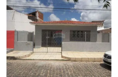 Casa a venda com 3 dormitórios  243 m²  - potengi - natal/rn