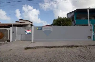 Vendo casa/hostel completo, mobiliado com 5 suítes e 1 chalé em ponta negra (pode ser financiado)