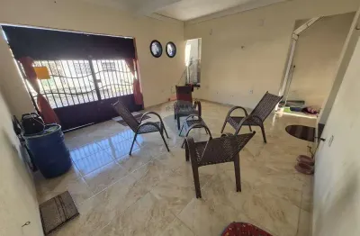 A venda - casa 2 quartos em igapó: conforto e praticidade!