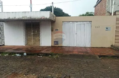 Casa Aluguel em Potengi, Natal: Ótima localização e Espaçosa!