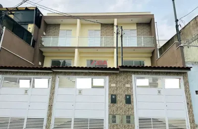 Sobrado novo a venda em um uma travessa da av nossa senhora do sabará