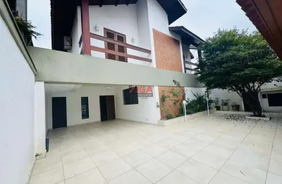 Imperdível sobrado de luxo com 4 suítes e 5 vagas no jardim campo grande, são paulo - sp