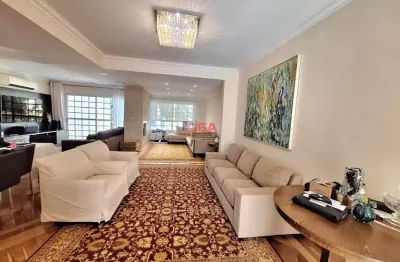 Casa a venda em condomínio fechado no jardim prudência, com 4 quartos, 5 vagas - pronta para morar
