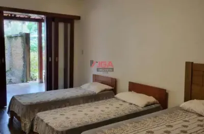 Imperdível casa à venda em são sebastião-sp, praia de barequecaba: 6 quartos, 2 salas, 4 banheiros, 3 vagas de garagem, 324m².
