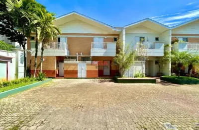 Linda casa em condominio fechado no jardim marajoara - flora park