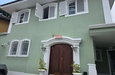 Casa com 4 quartos à venda no Jardim Campo Grande, São Paulo , 245 m2 por R$ 1.700.000